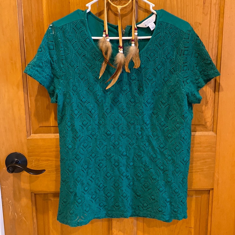 Cute dressy top!
